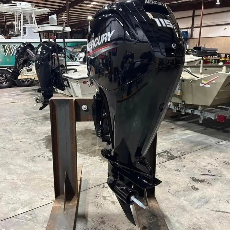 Mercury 115 FourStroke EFI 20 inch — view 1