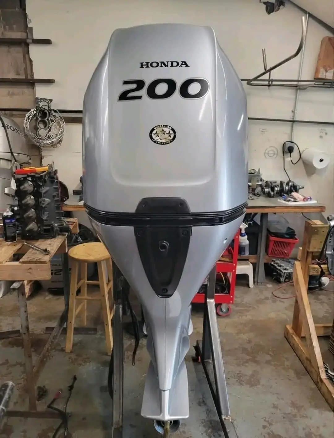 Yamaha F115 115 HP 4-Stroke — view 1